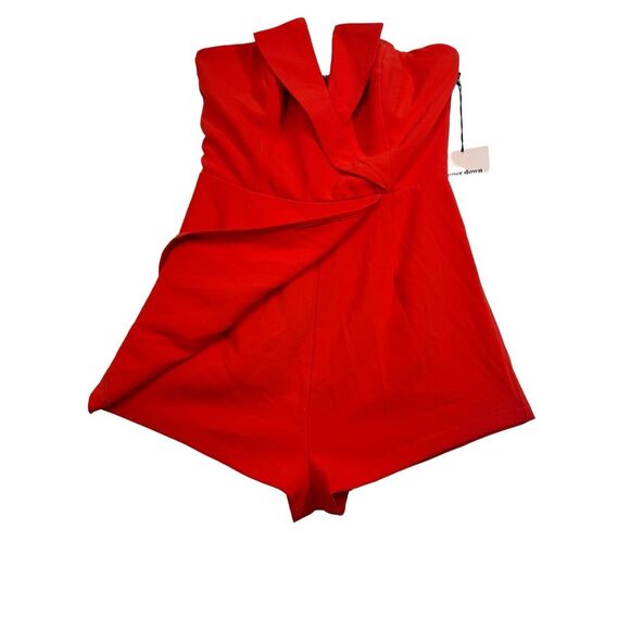 NWT Superdown Red Strapless Romper Skort Size S V-wire front Party Cocktail - Picture 2 of 10